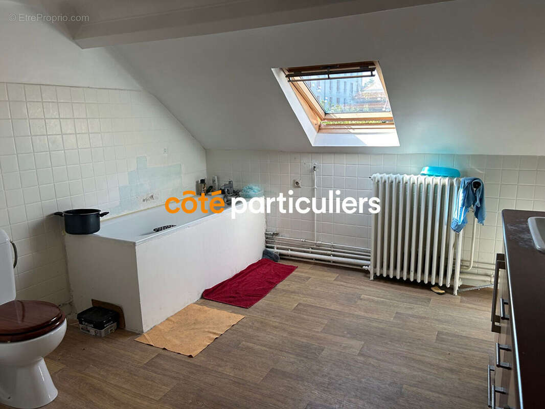 Maison à VILLENEUVE-LE-ROI