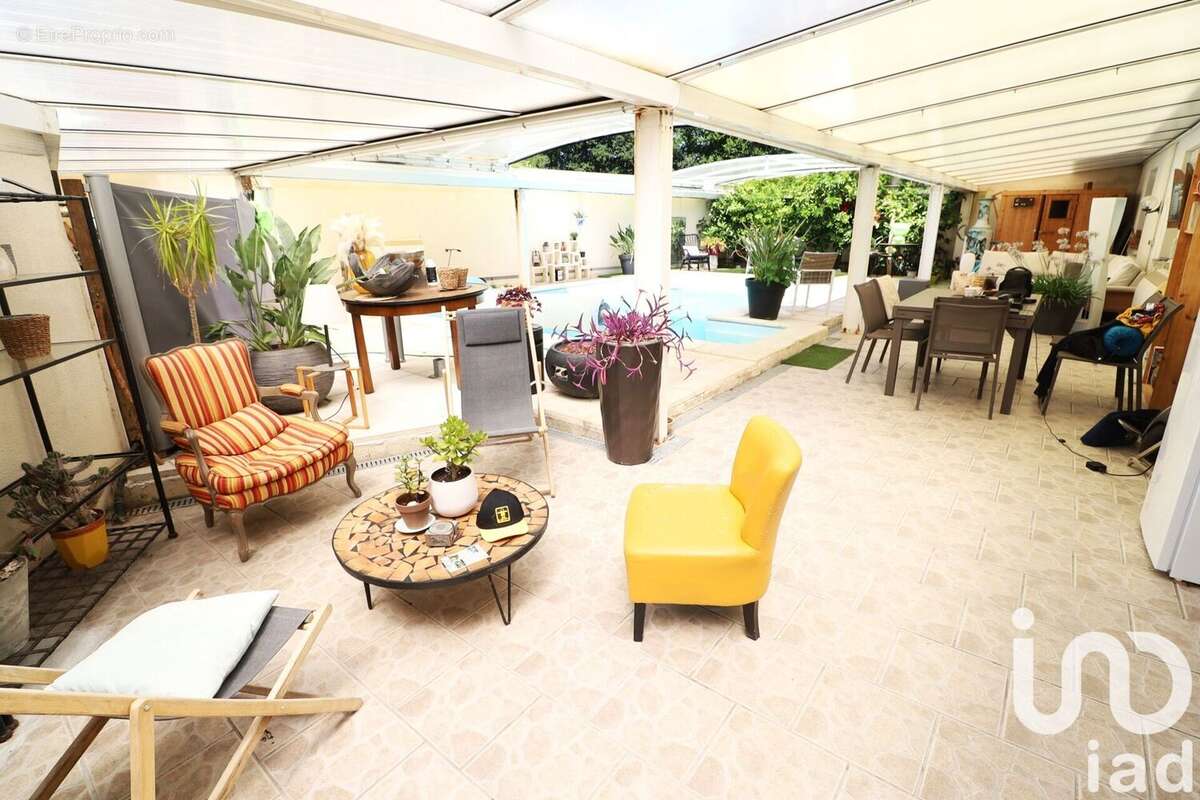 Photo 2 - Maison à LA CLISSE