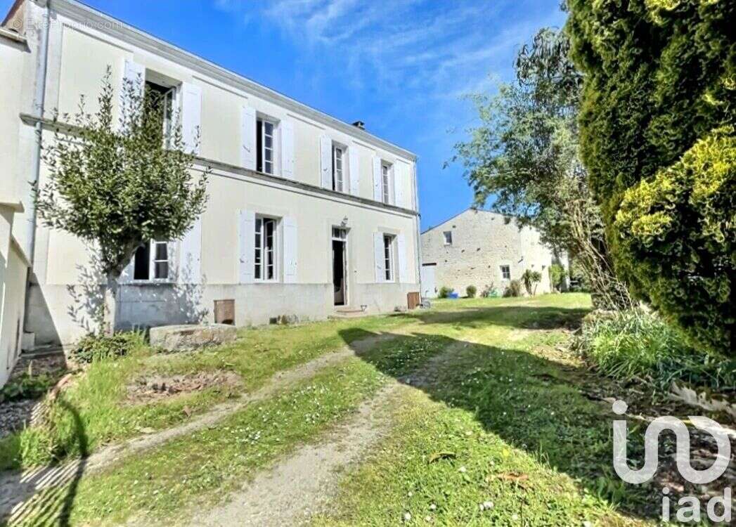 Photo 3 - Maison à LA VALLEE