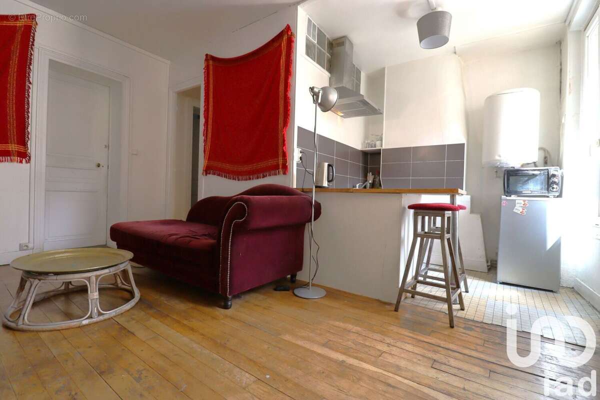 Photo 3 - Appartement à SAINT-DENIS