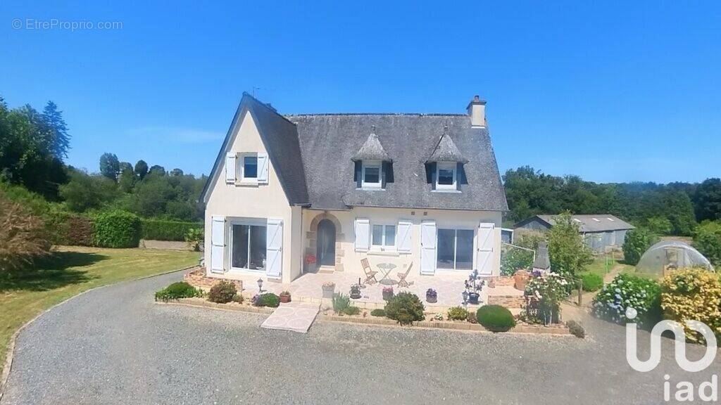 Photo 1 - Maison à SAINT-VRAN