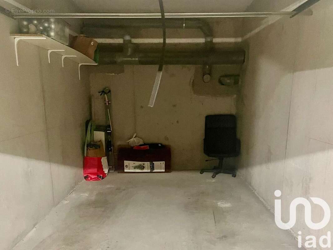 Photo 2 - Parking à VILLEURBANNE