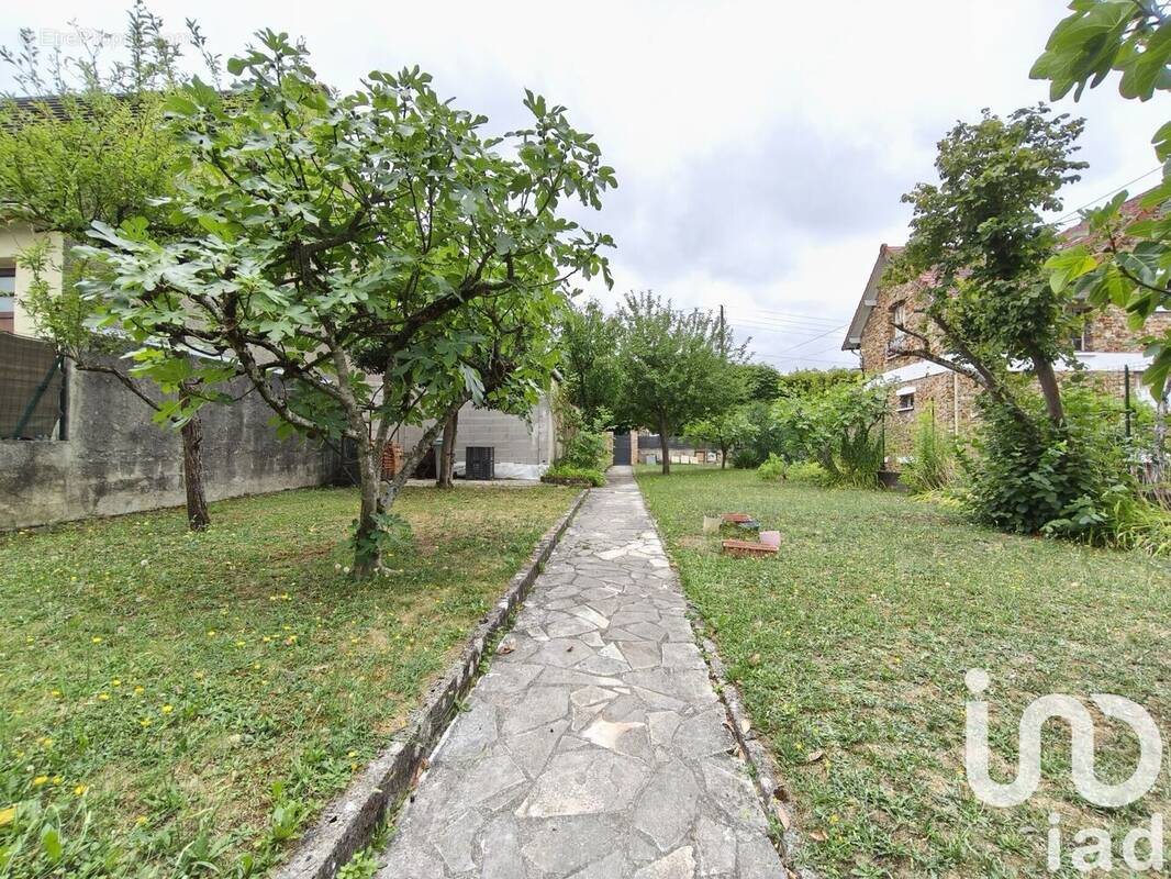 Photo 1 - Maison à VAIRES-SUR-MARNE