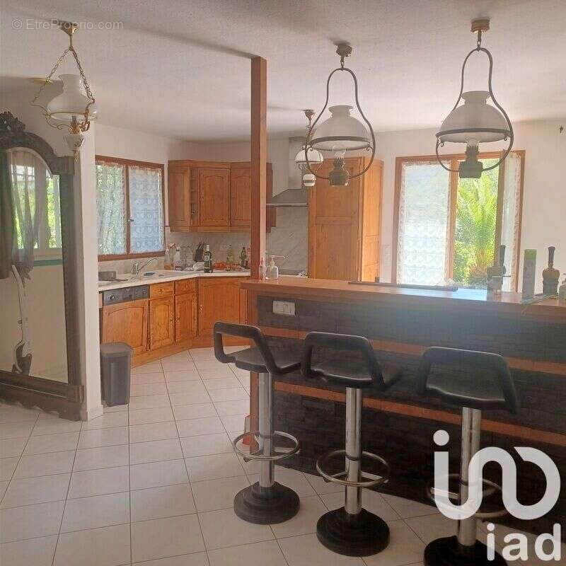 Photo 2 - Maison à REYNES