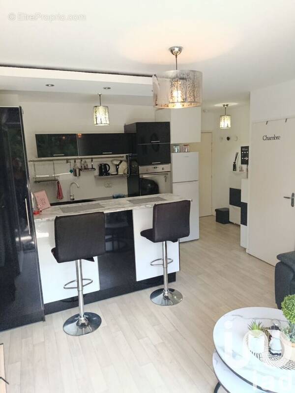 Photo 1 - Appartement à CHOISY-LE-ROI