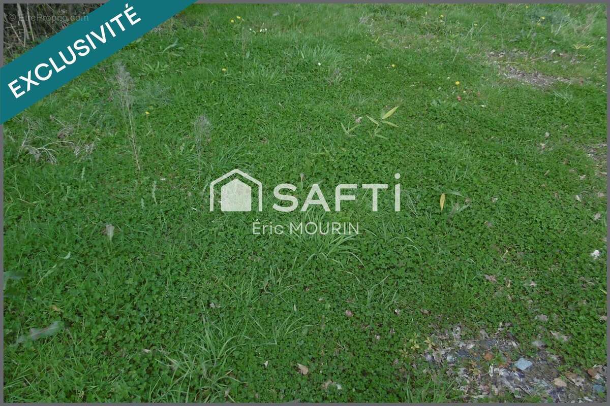 Photo 2 - Terrain à CHATEAU-GONTIER