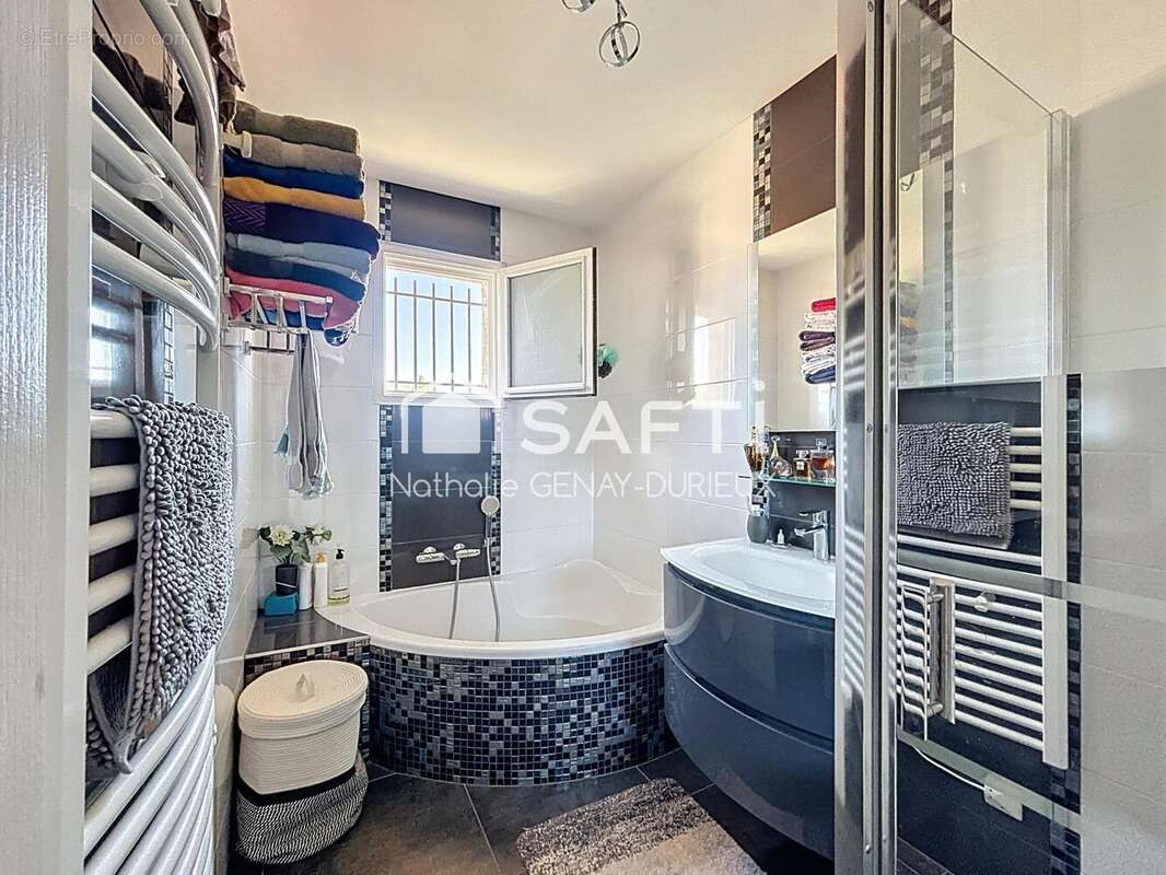 Photo 8 - Maison à MARCY-L&#039;ETOILE