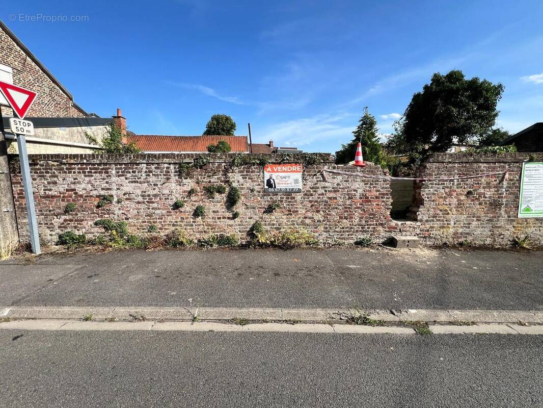 Photo 1 - Terrain à FAMARS