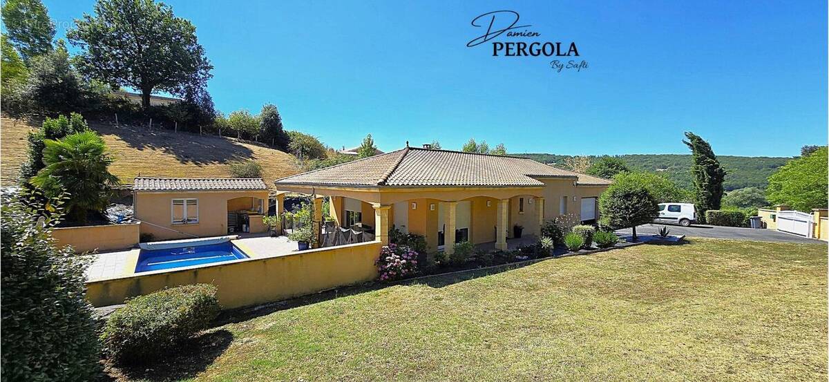 Photo 1 - Maison à LE LARDIN-SAINT-LAZARE