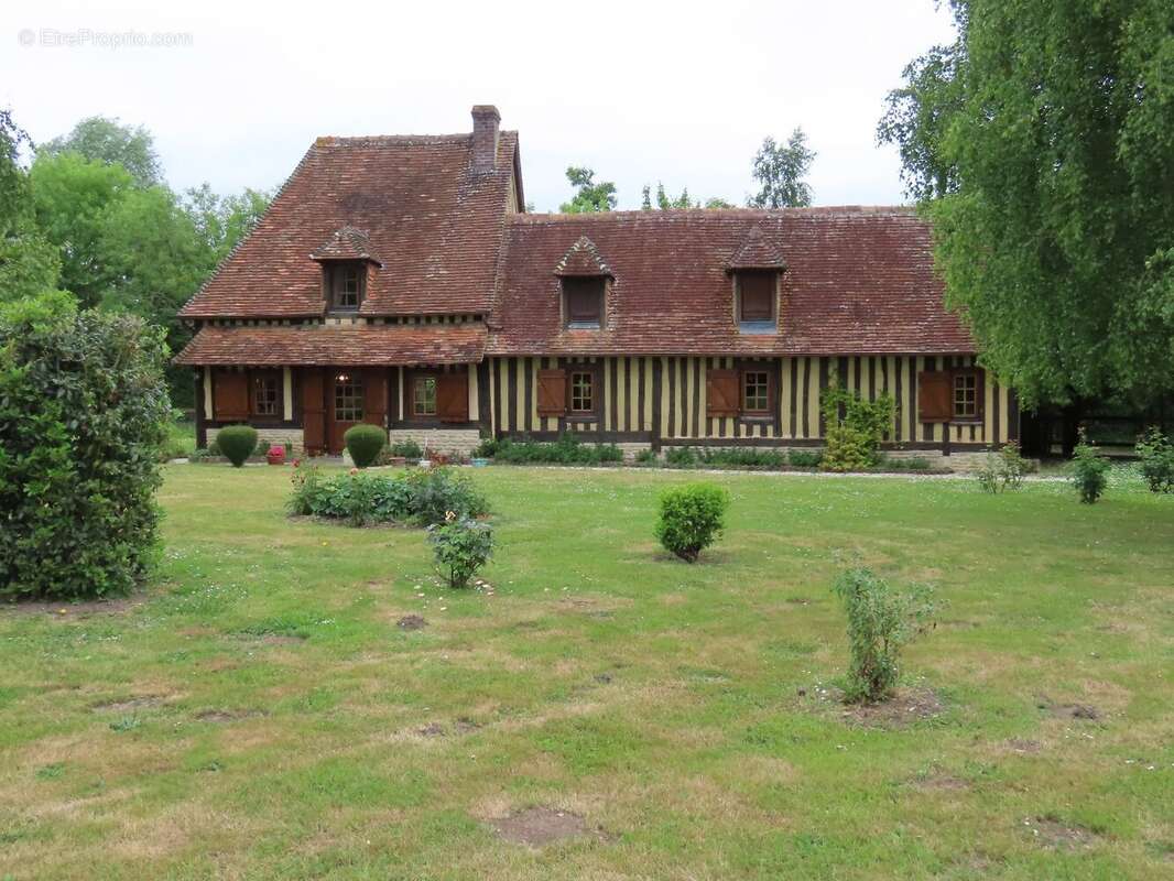 Maison à CAMBREMER