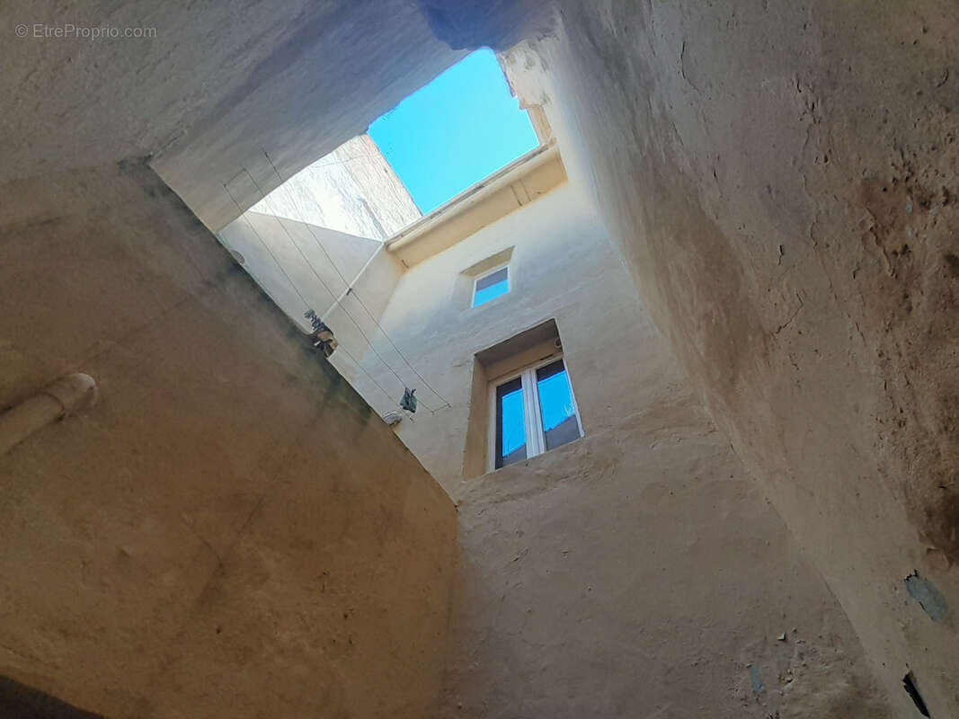 Maison à BAGNOLS-SUR-CEZE