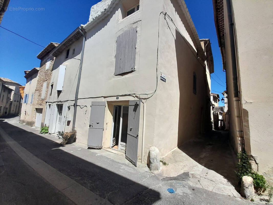 Maison à BAGNOLS-SUR-CEZE