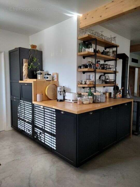 Maison à FERRIERES-SUR-SICHON