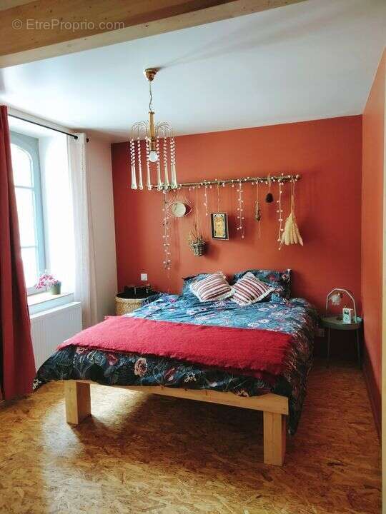 Maison à FERRIERES-SUR-SICHON