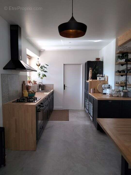 Maison à FERRIERES-SUR-SICHON