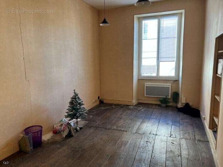 Appartement à RUFFEC