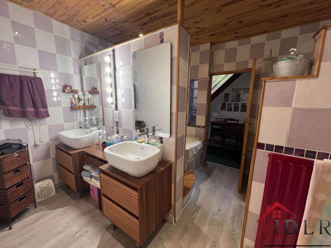 Maison à CHAUVIREY-LE-CHATEL