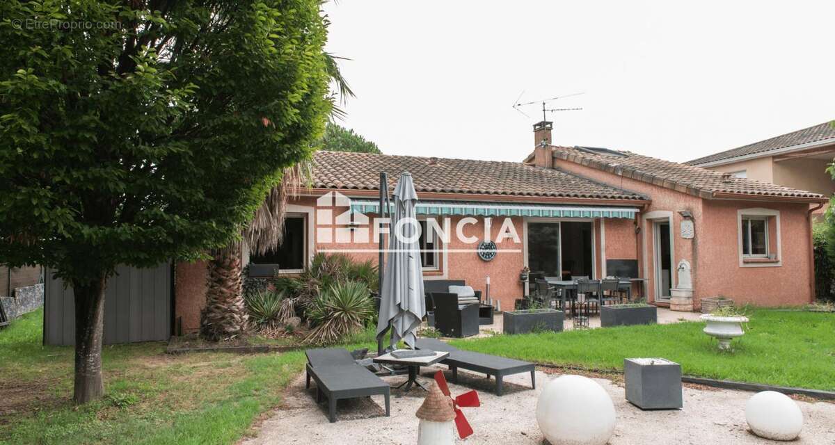 Maison à AUCAMVILLE