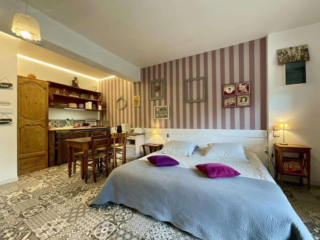 Maison à TOUR-DE-FAURE