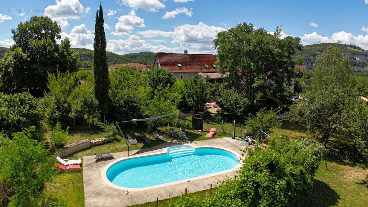 Maison à TOUR-DE-FAURE