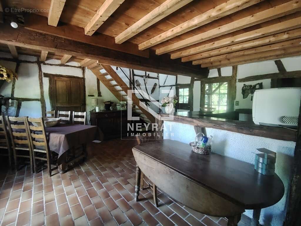 Maison à SAINT-MARTIN-EN-BRESSE