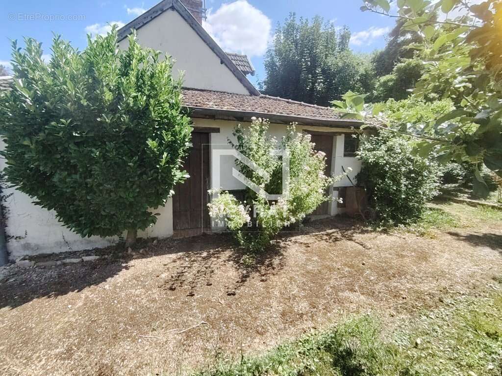 Maison à SAINT-MARTIN-EN-BRESSE