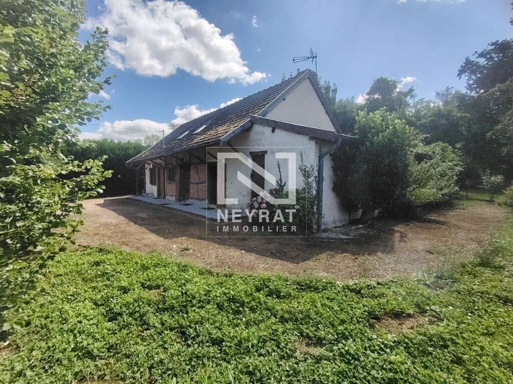 Maison à SAINT-MARTIN-EN-BRESSE