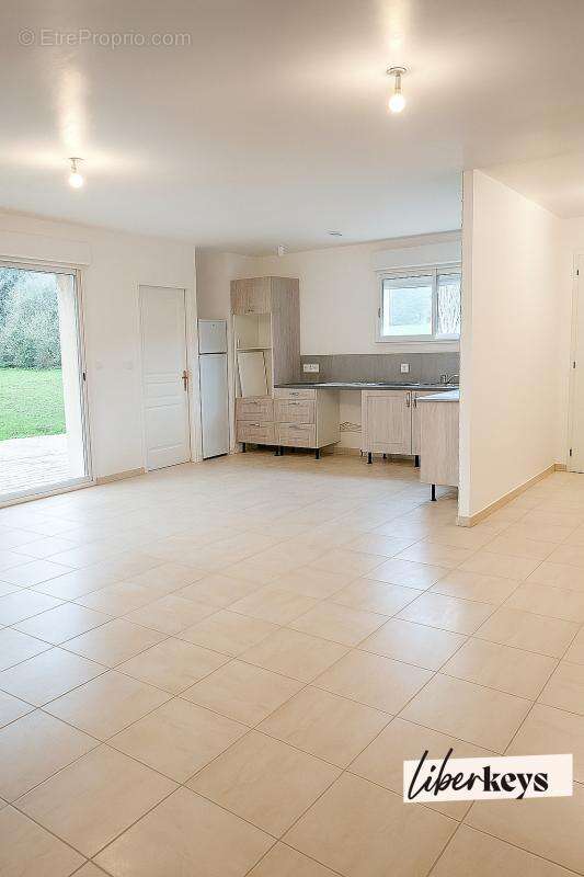 Appartement à SEYNE