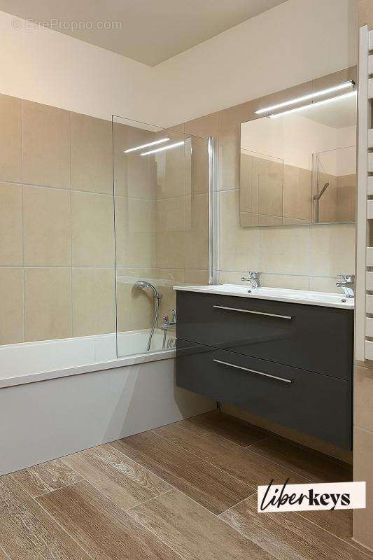 Appartement à SEYNE