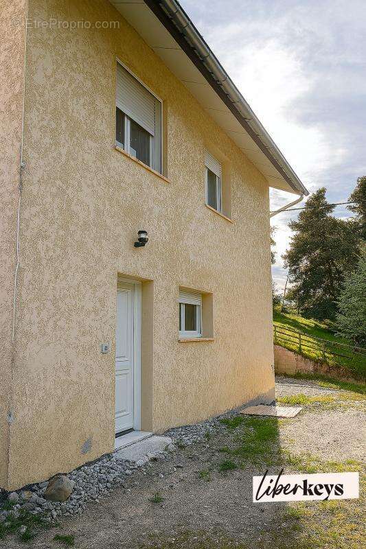 Appartement à SEYNE