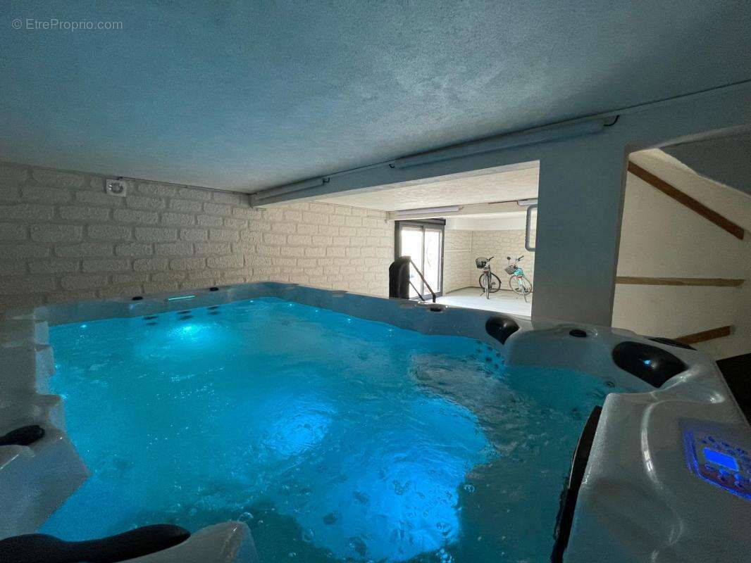 Maison à CHAMBRAY-LES-TOURS