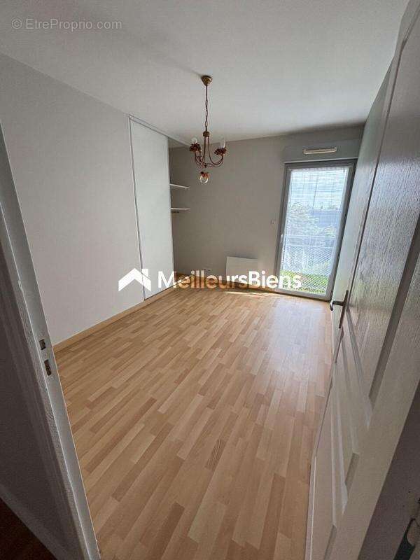 Appartement à LOUVERNE