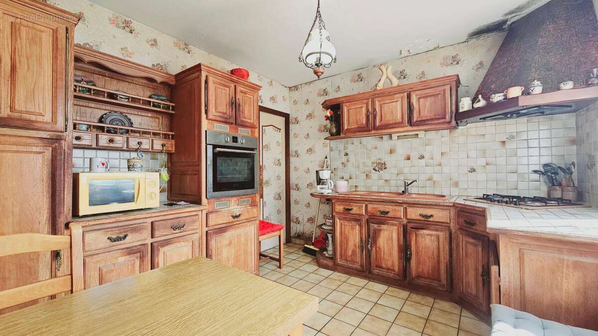 Maison à SAINT-GERMAIN-DU-PUY