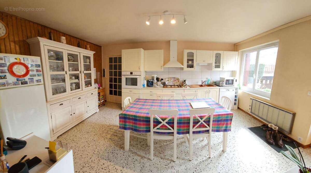 Maison à GARANCIERES