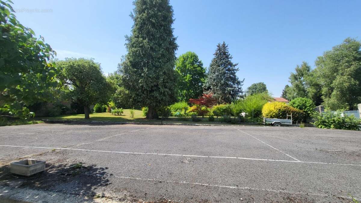 Maison à SAINT-QUENTIN