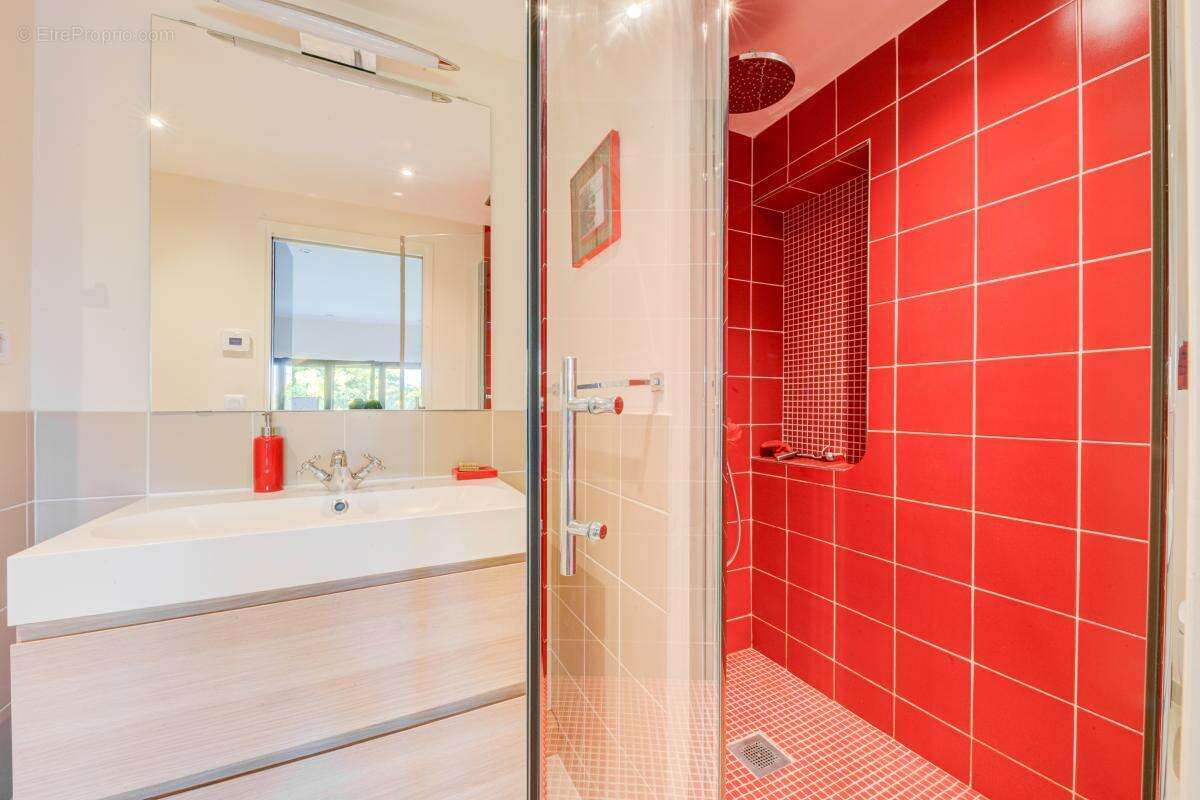 Appartement à COLOMBES