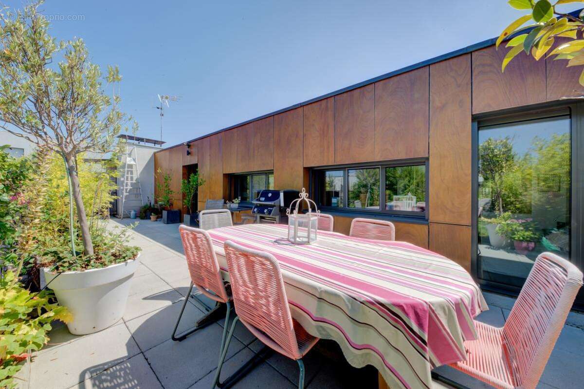 Appartement à COLOMBES