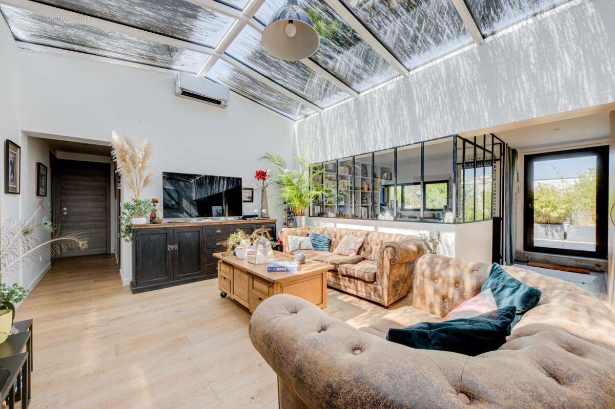 Appartement à COLOMBES