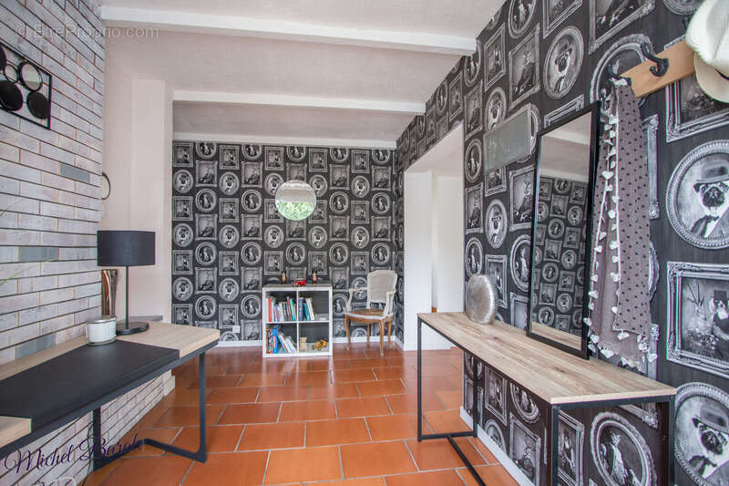 Maison à AUBERIVES-SUR-VAREZE