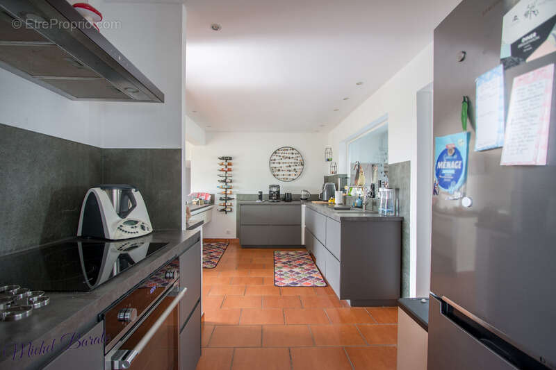 Maison à AUBERIVES-SUR-VAREZE