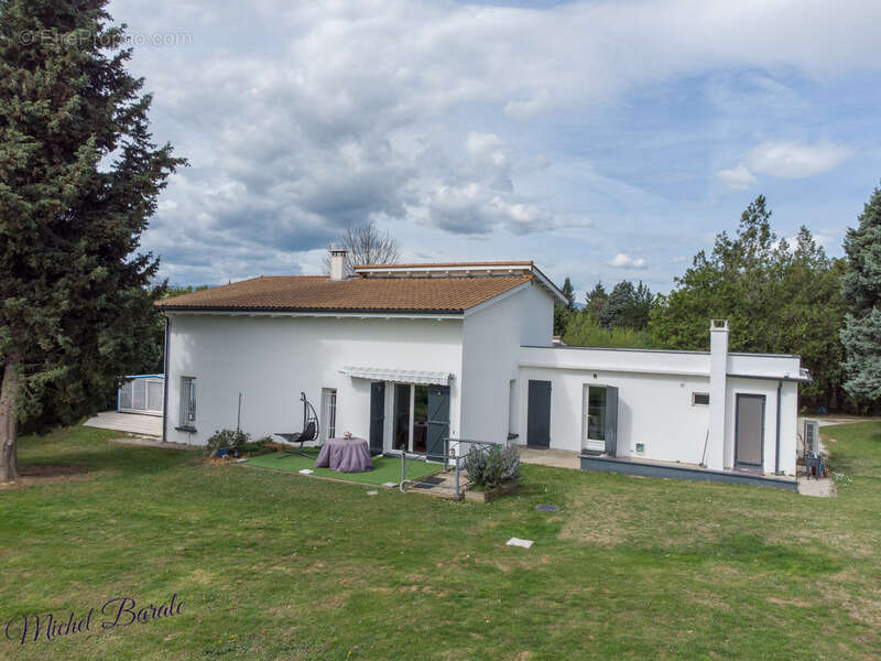 Maison à AUBERIVES-SUR-VAREZE