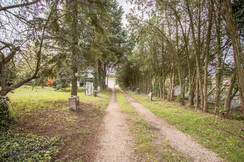 Maison à AUBERIVES-SUR-VAREZE