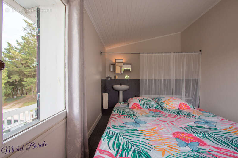 Maison à AUBERIVES-SUR-VAREZE