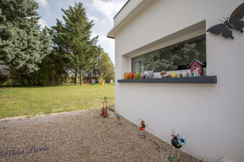 Maison à AUBERIVES-SUR-VAREZE