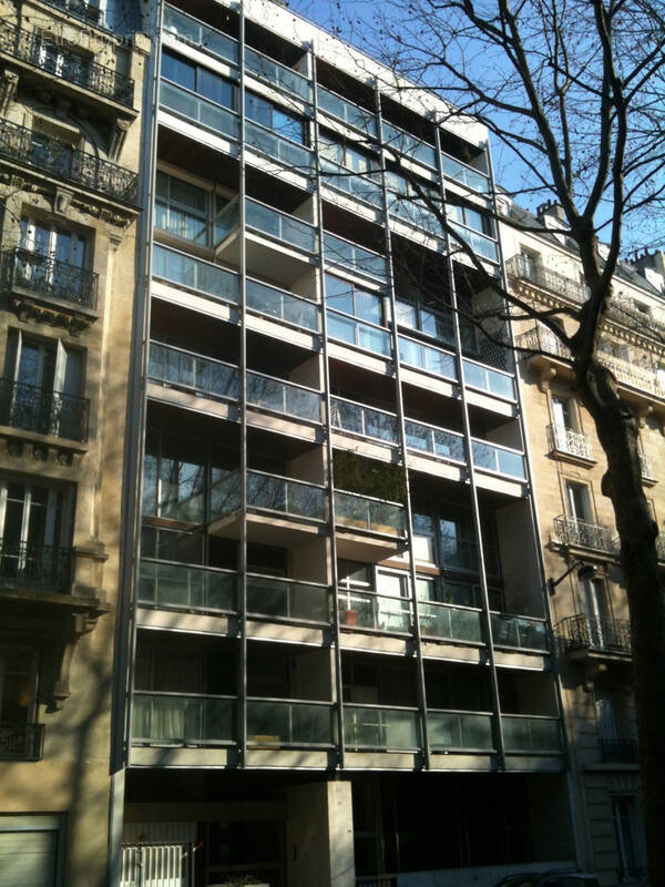 Parking à PARIS-14E