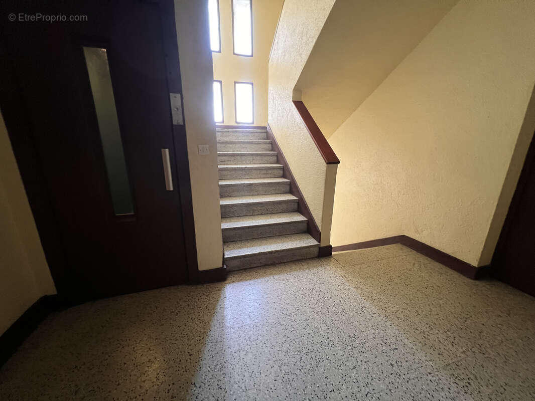 Appartement à MARSEILLE-3E