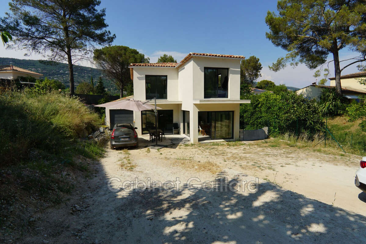 Maison à PEYMEINADE