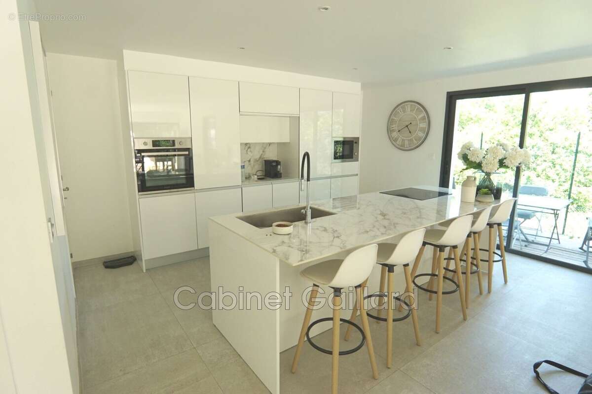 Maison à PEYMEINADE