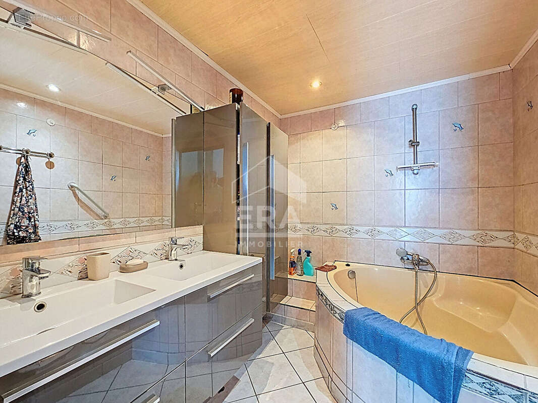 Maison à MONT-SAINT-MARTIN