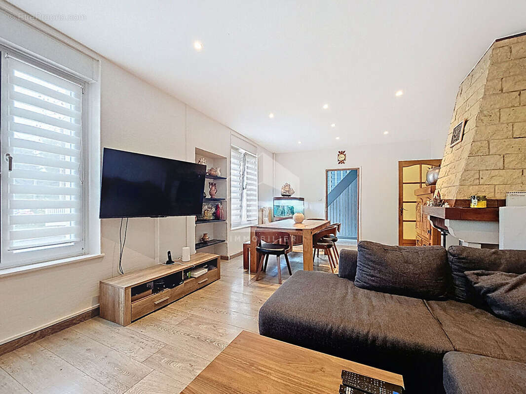 Maison à MONT-SAINT-MARTIN